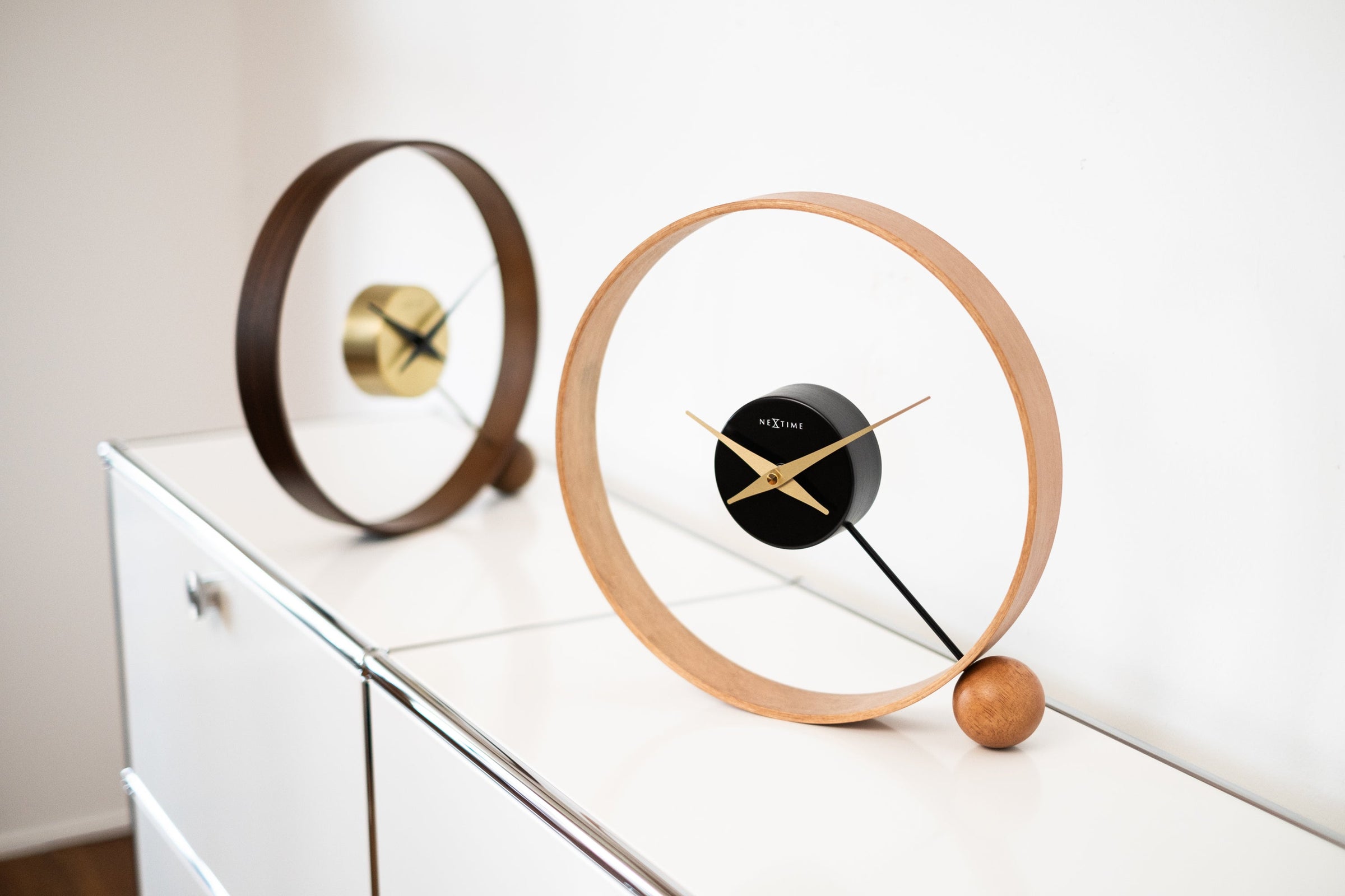 TABLE CLOCK