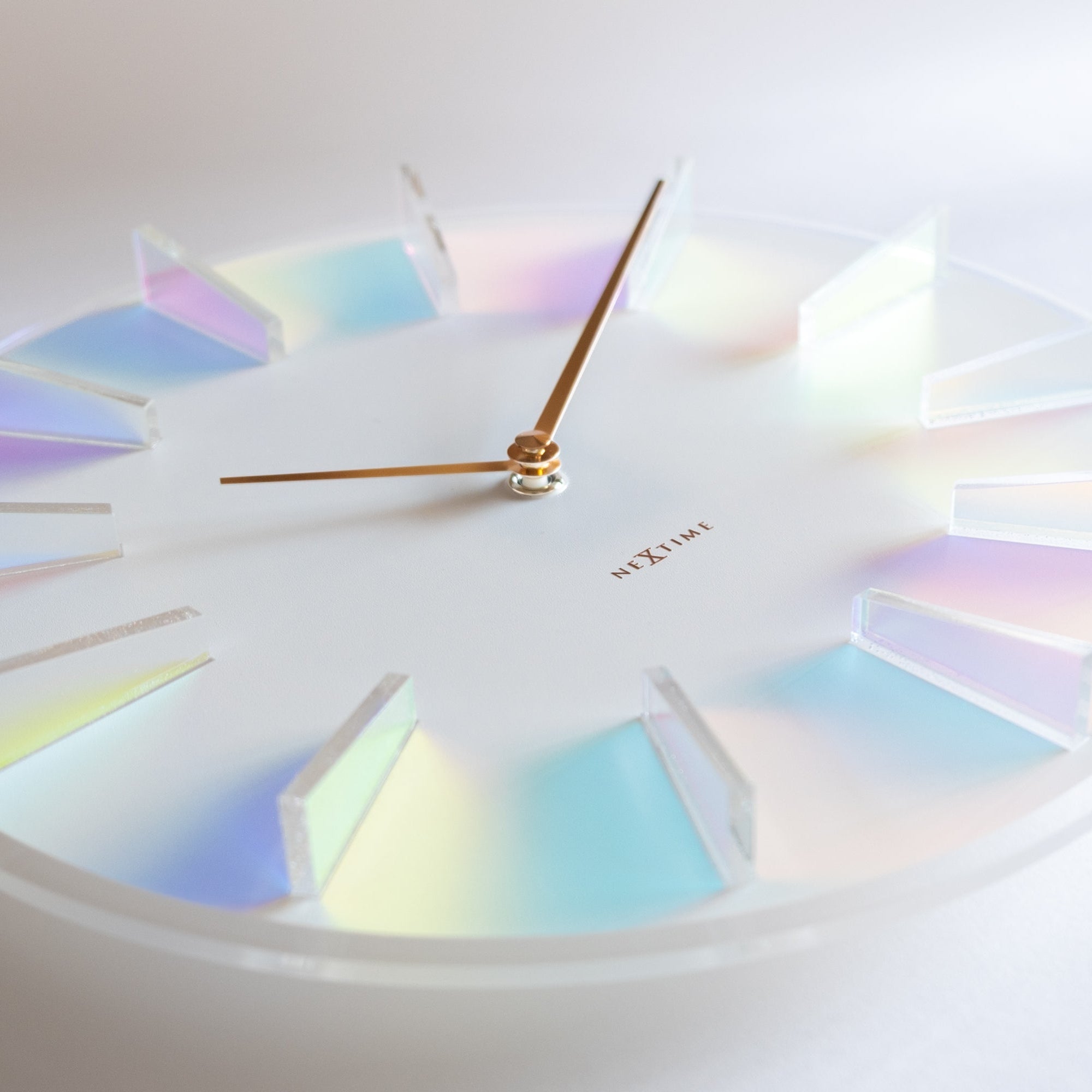 Lucent Series