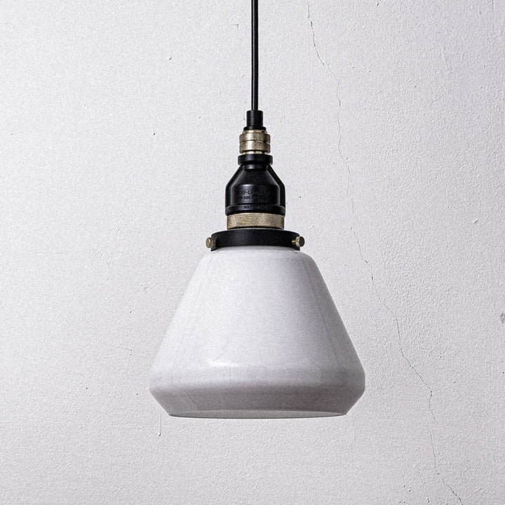 AMP GLASS LAMP STD BK