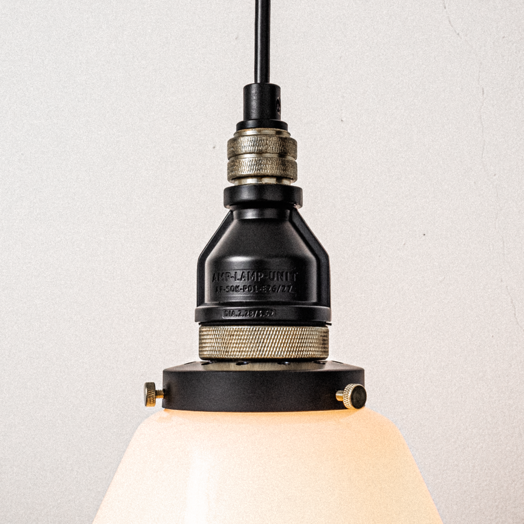 AMP GLASS LAMP STD BK