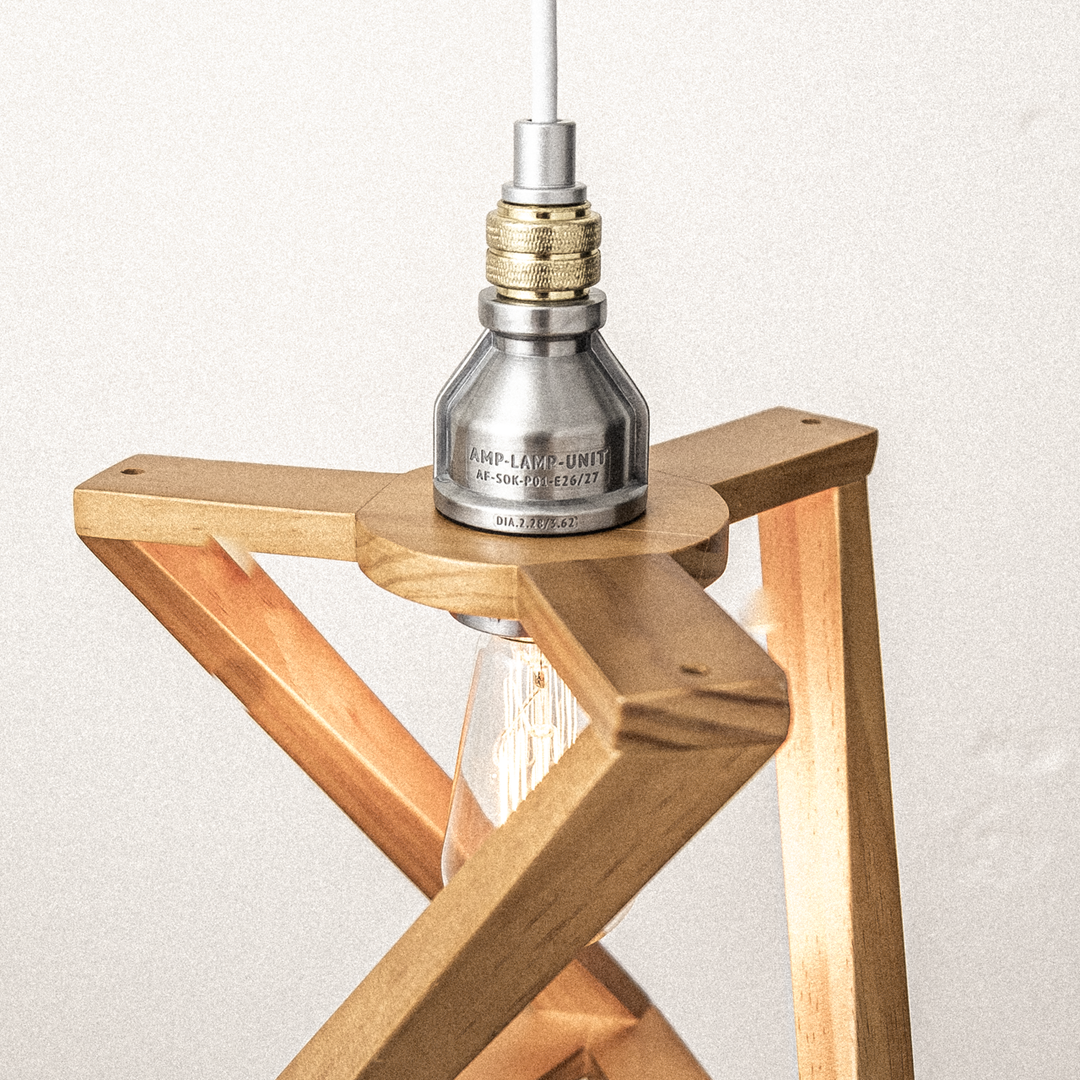 AMP WOODEN SHADE LAMP TRI STD AL