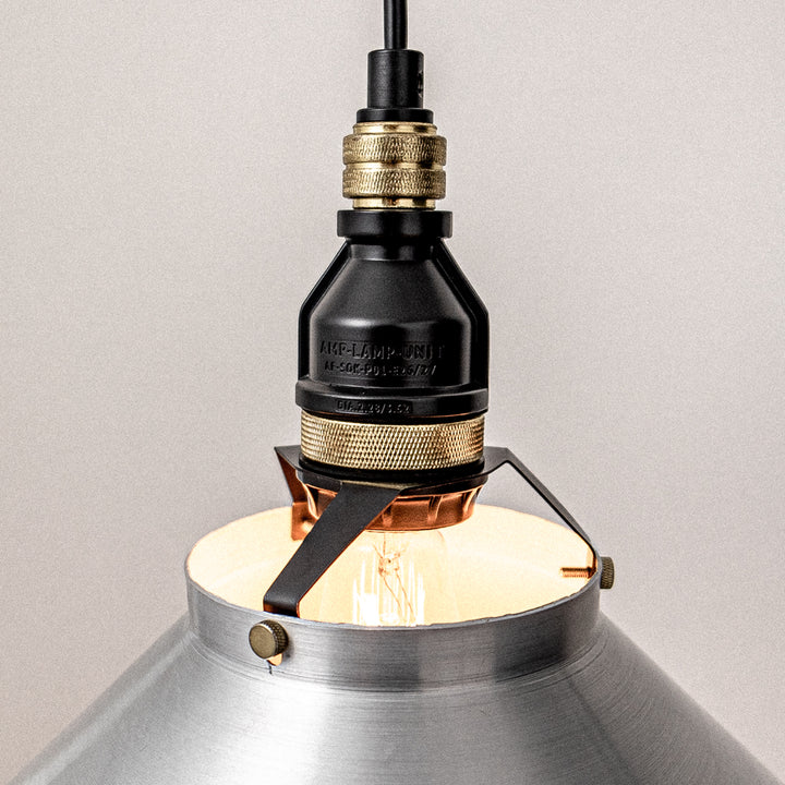 AMP ALU SHADE SQ SMALL STD AL