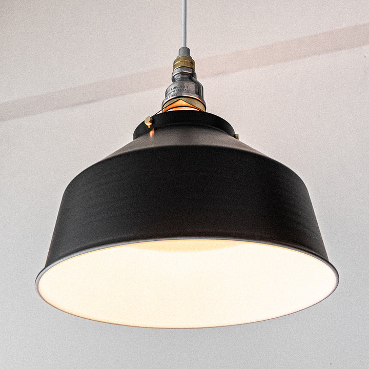 AMP ALU SHADE SQ SMALL STD BK