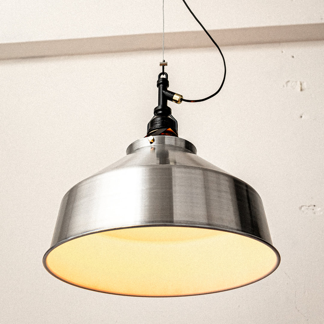 AMP ALU SHADE SQ MEDIUM WIRE AL