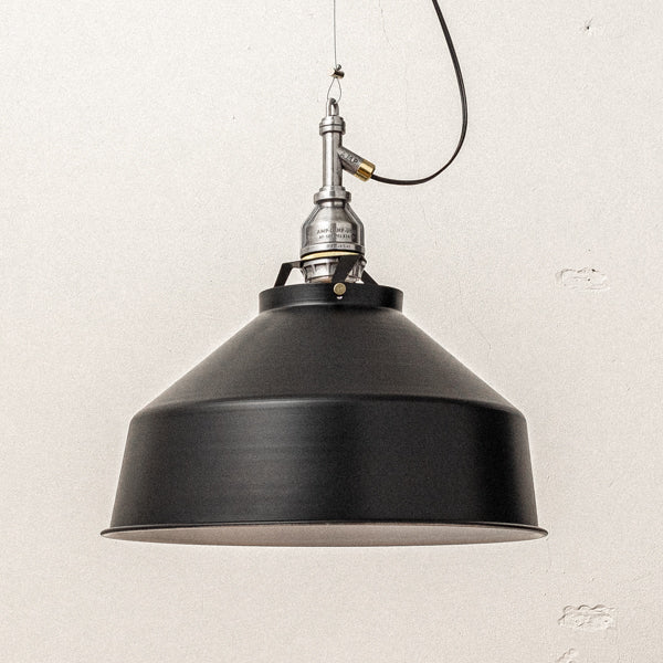 AMP ALU SHADE SQ MEDIUM WIRE BK