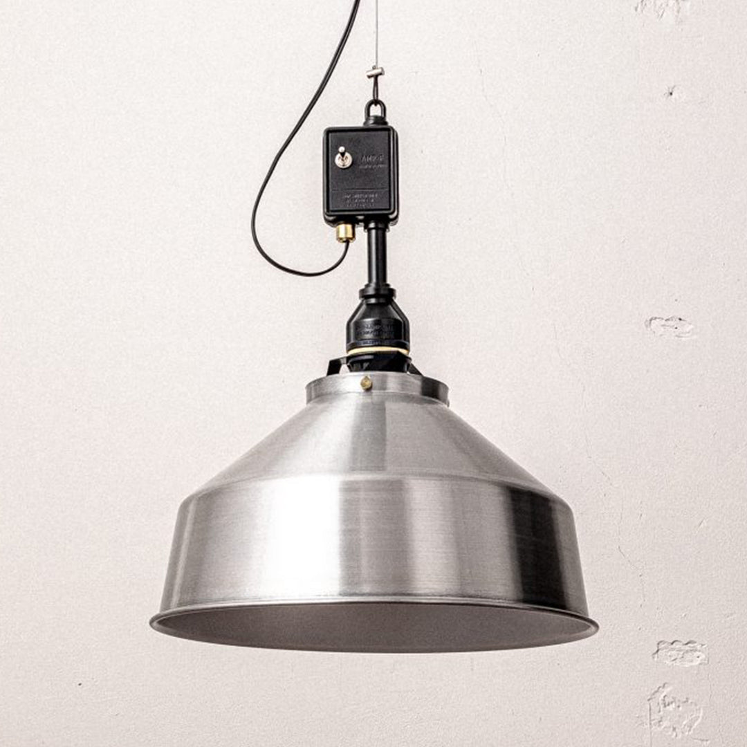 AMP ALU SHADE SQ MEDIUM SWITCH AL