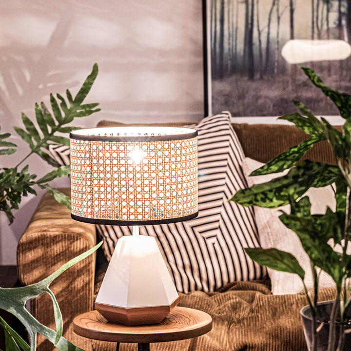 AMP TABLE LAMP FRUSTUM WH