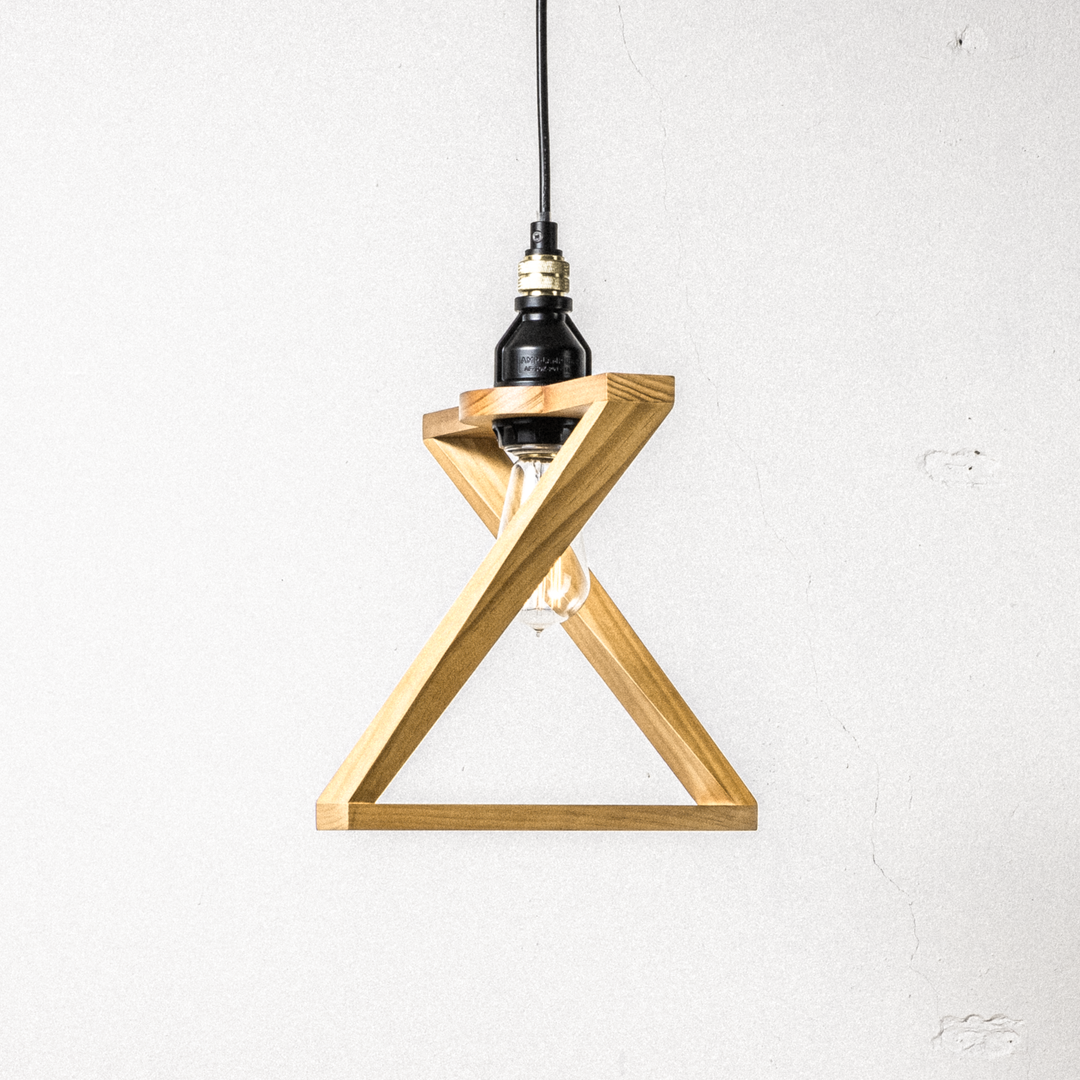 AMP WOODEN SHADE LAMP DUO STD BK