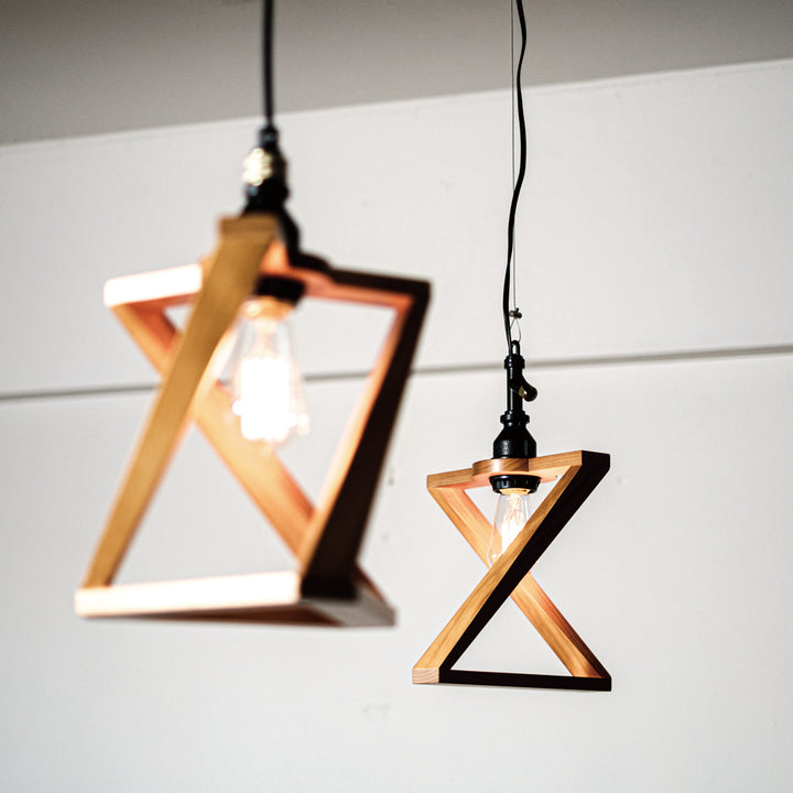 AMP WOODEN SHADE LAMP DUO WIRE BK