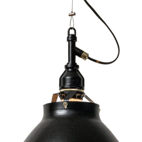 AMP ALU SHADE RO SMALL WIRE ALL-BK