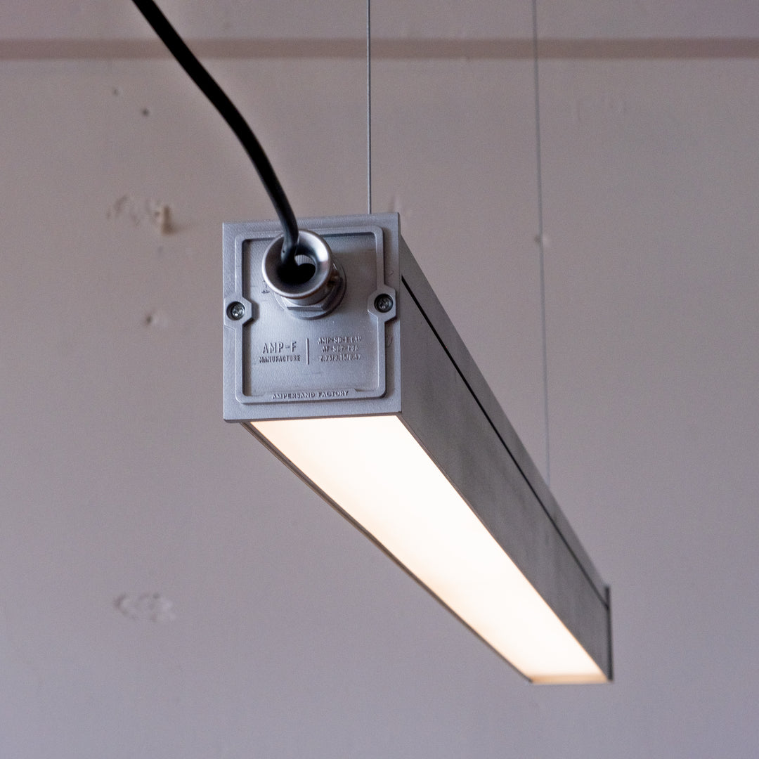 AMP BAR LAMP INDUSTRIAL AL