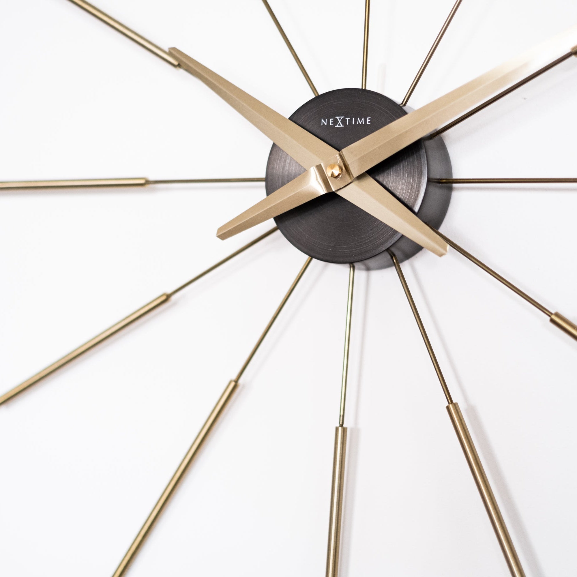 時計　NEXTIME Radiant clock sunray GD x AL Radiant clock sunray GD x GD｜壁掛け時計｜NeXtime公式通販 OTHE.