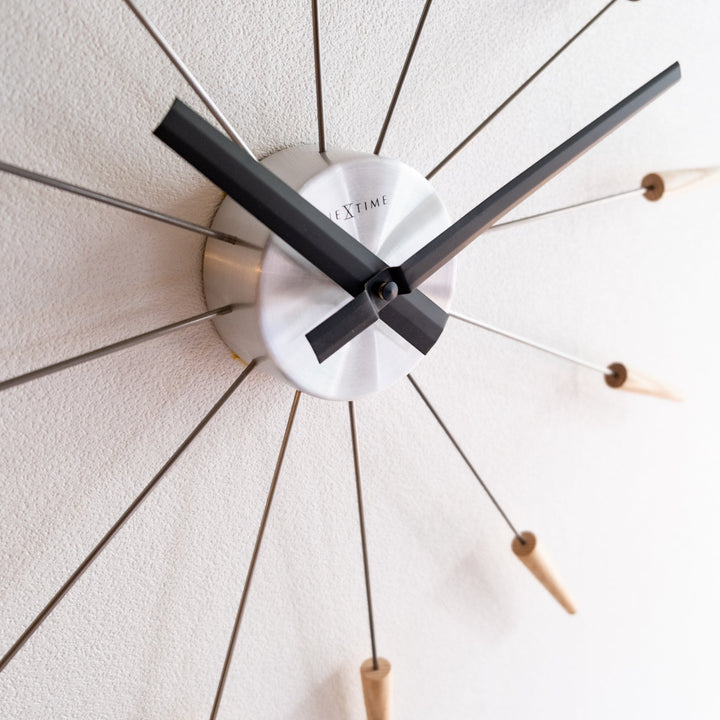 Radiant clock corn NA