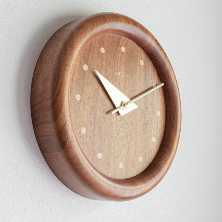Dowel Circle