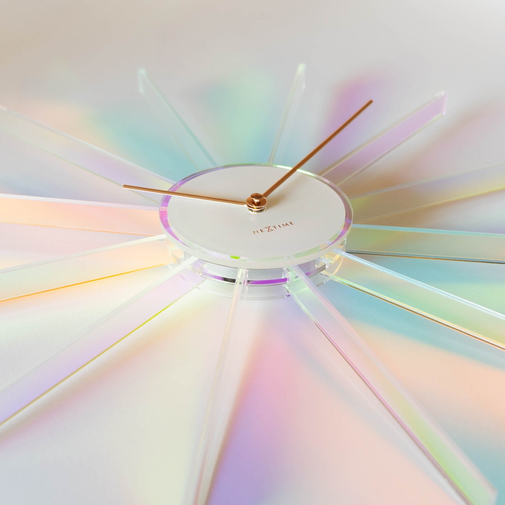 Prism Radiant Clock L｜壁掛け時計｜NeXtime公式通販 OTHE.